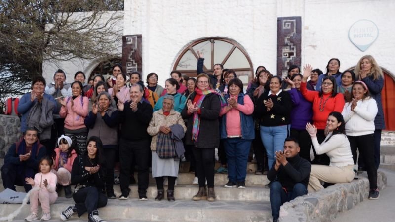 Inició la diplomatura "Tejido en Telar"