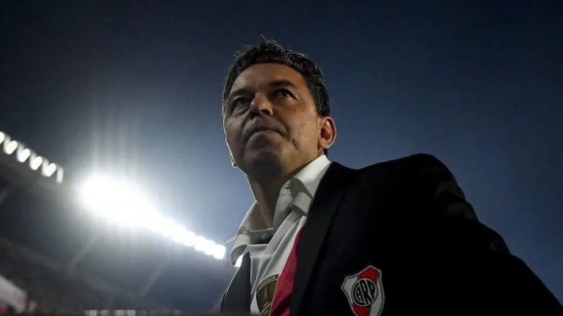 Gallardo se reúne con la directiva de River