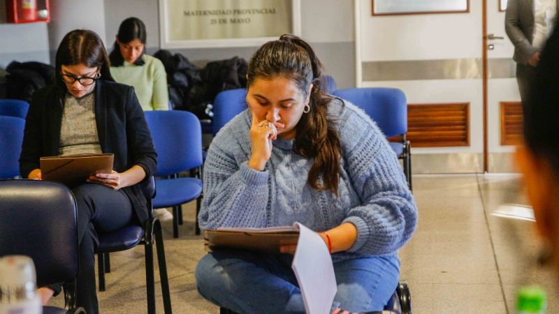  25 profesionales de salud rindieron el examen para residencias médicas 