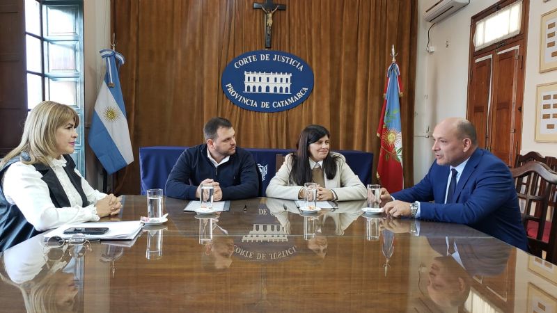 Convenio entre el Poder Judicial y la municipalidad de Paclín para implementar el Programa “Justicia Cerca” 