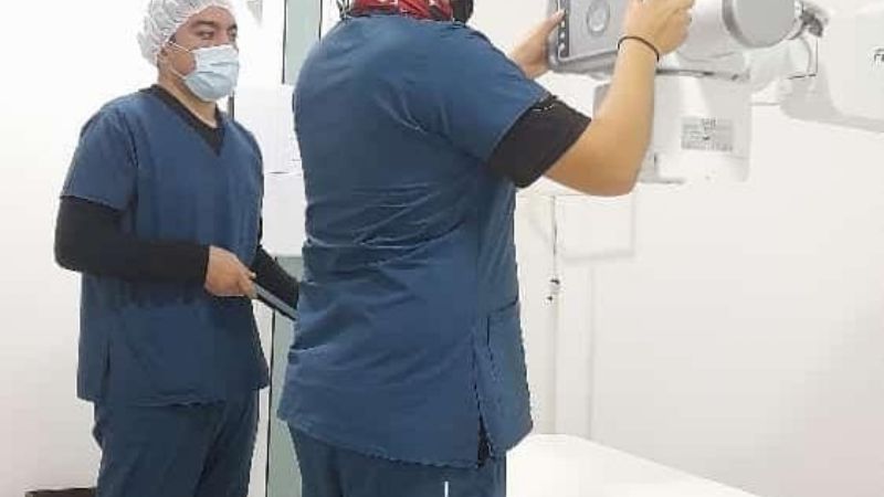 Estudiantes de Radiología realizan prácticas en diferentes centros de Salud