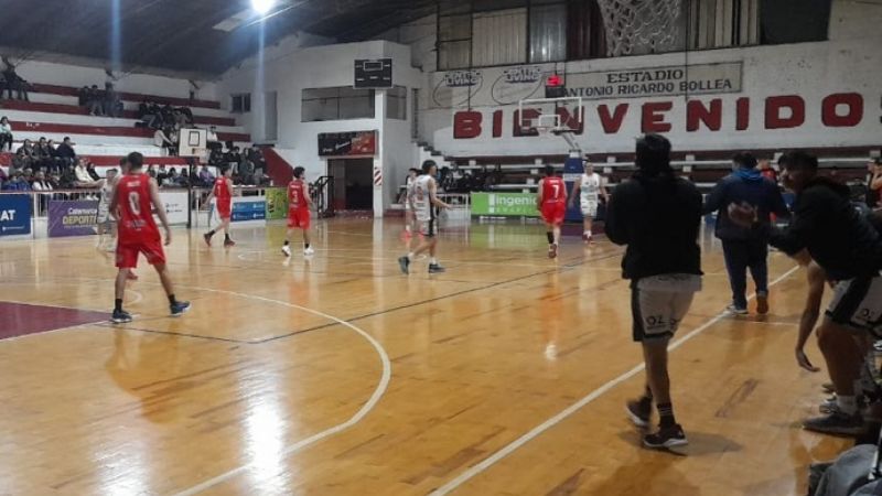 Red Star le ganó a Hindú y es puntero