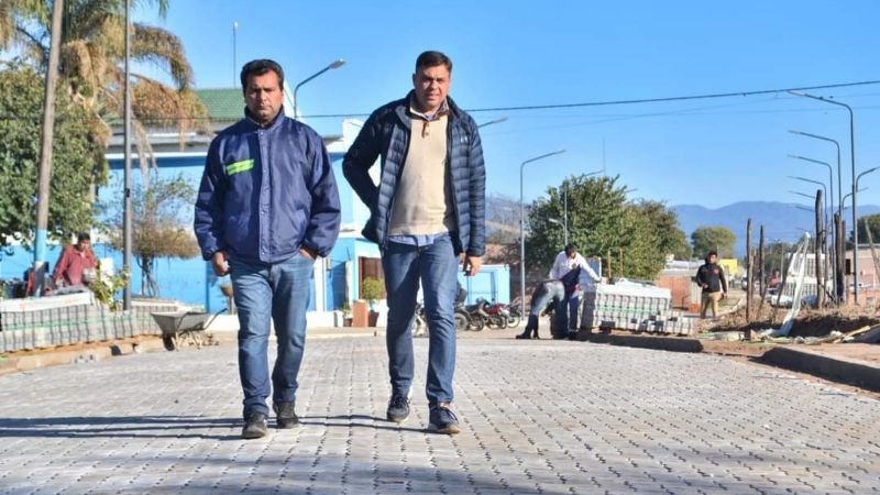 Avanzan las Obras de Adoquinado y puesta en valor de Plaza San Martín en Los Altos.