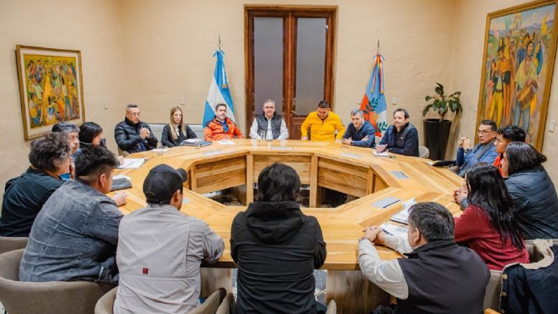 Diálogo positivo entre Gobierno, Glencore y proveedores locales