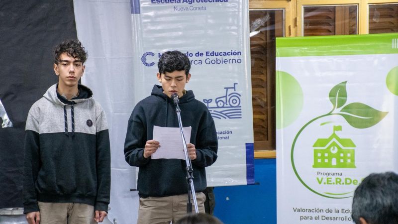 Alumnos de Escuelas Agrotécnicas participaron de la Jornada "Cultivando Líderes Agropecuarios"