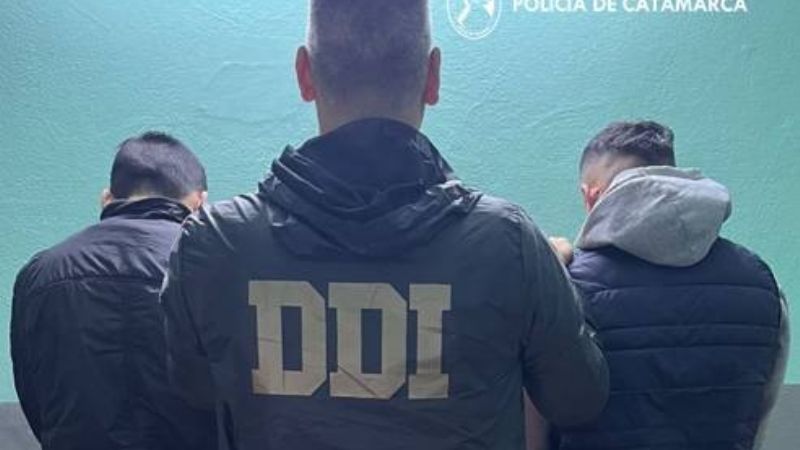 Allanamiento en una playa de estacionamiento y recuperan elementos robados