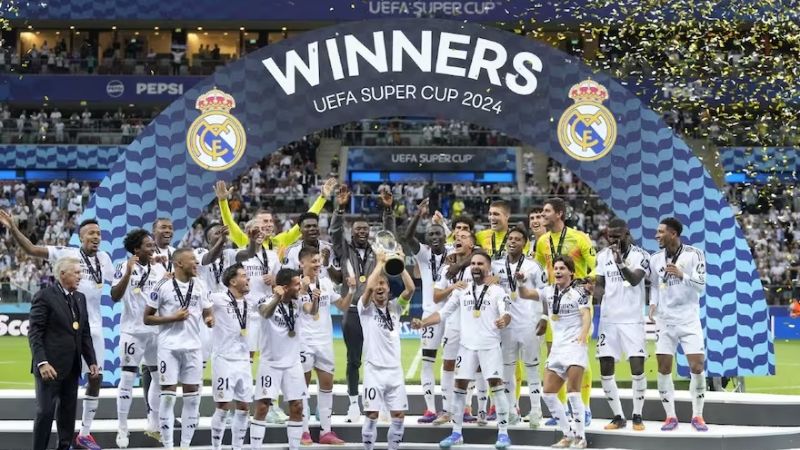 Debut con gol y título de Mbappé en Real Madrid