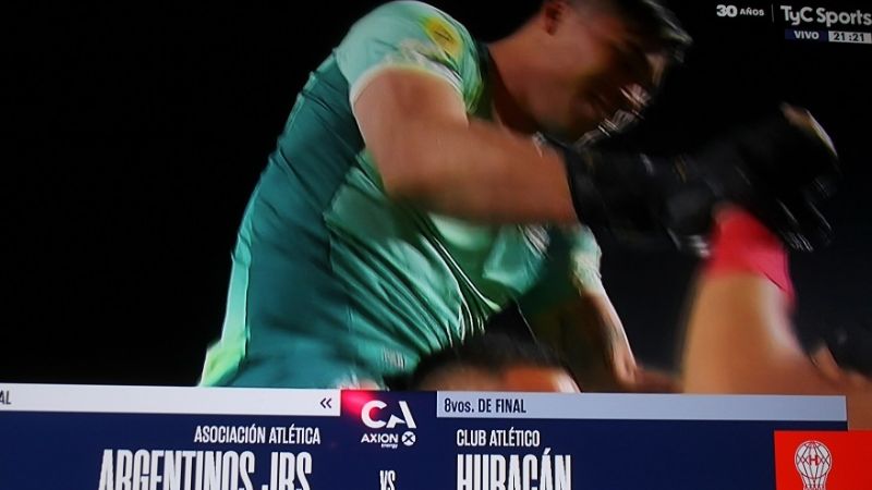 Huracán sufrió, pero está en 4tos de la Copa Argentina