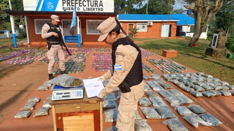 Secuestraron un cargamento de 900 kilos de marihuana