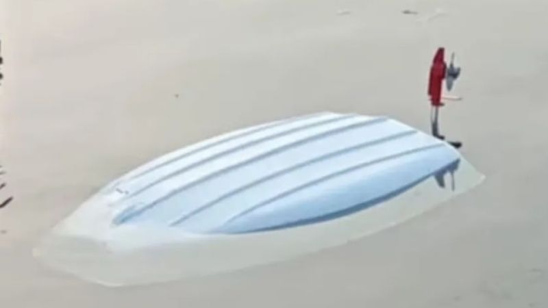 Navegaba con su hija de 9 años, el bote se dio vuelta y murió ahogado