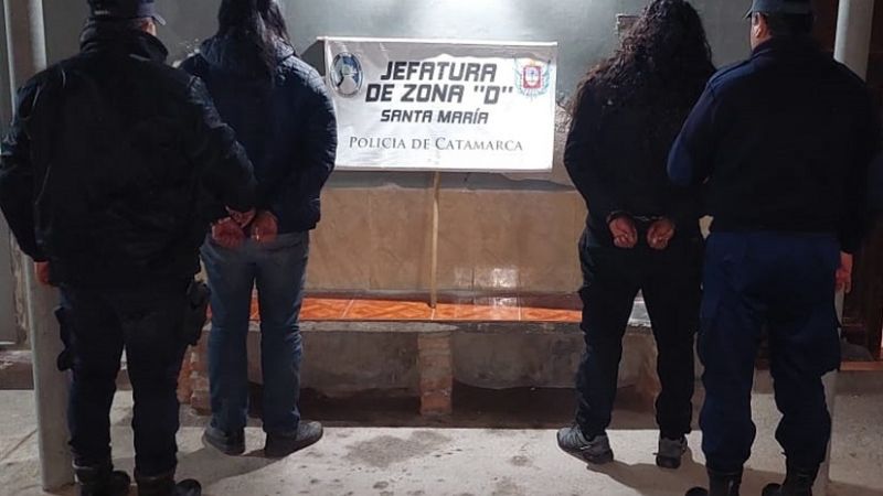 Escaparon de un control y embistieron a tres policías motorizados