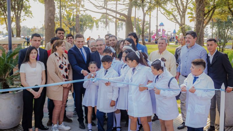 El Gobierno Provincial inauguró una plaza en homenaje al General José de San Martín