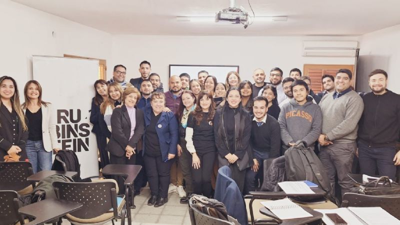 Jornada de capacitación y formación pedagógica para docentes del Rubinstein