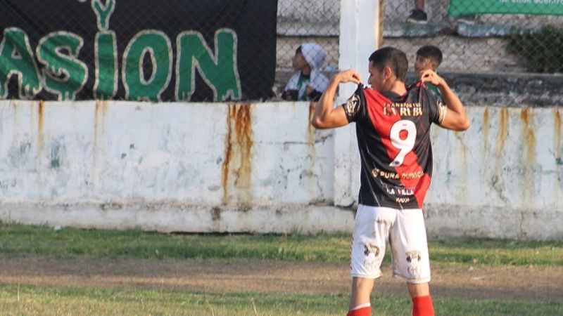 “La Villa” venció al “Santo” y “manda” sola en la “A”