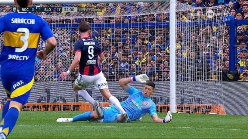 Hasta “Davo Xeneize” vio el penal de Brey a Vombergar