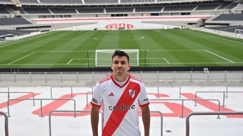 River presentó a Acuña a “puro huevo…!”