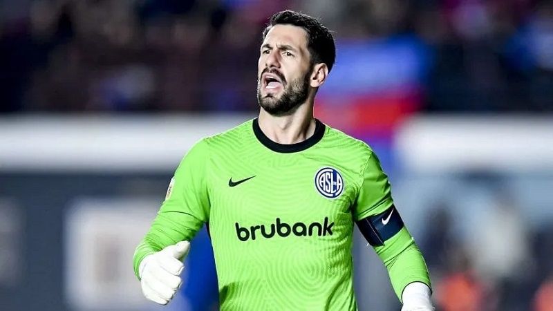 Batalla quería volver a San Lorenzo, pero "usaron mi apellido"