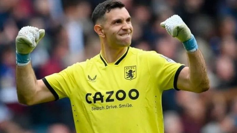 Dibu, Cuti, Lisandro y Garnacho por la Premier