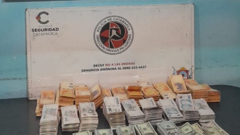 Secuestran más de 19 millones de pesos y 47 mil dólares en el Puesto Caminero El Portezuelo 