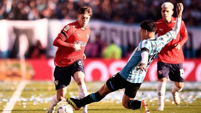Racing lo buscó e Independiente lo aguantó: empate