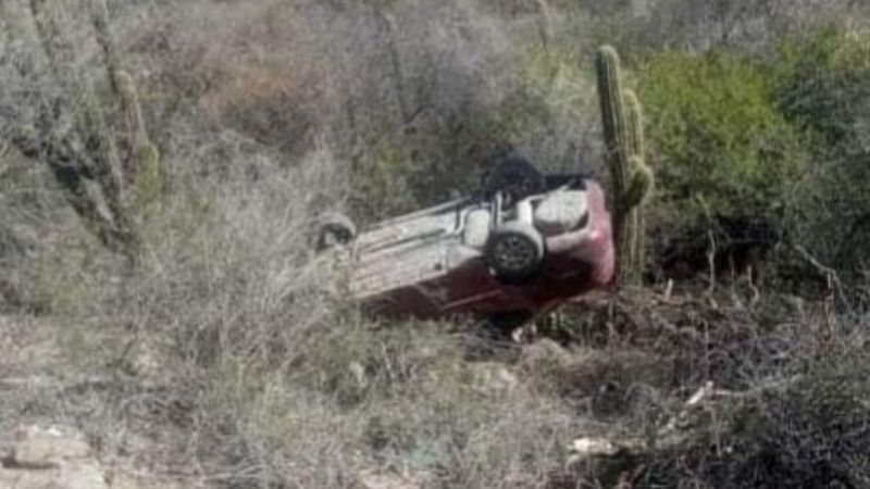 Espectacular vuelco en Choya, Andalgalá