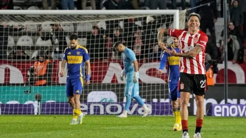 Particular noche de Enzo Pérez contra Boca