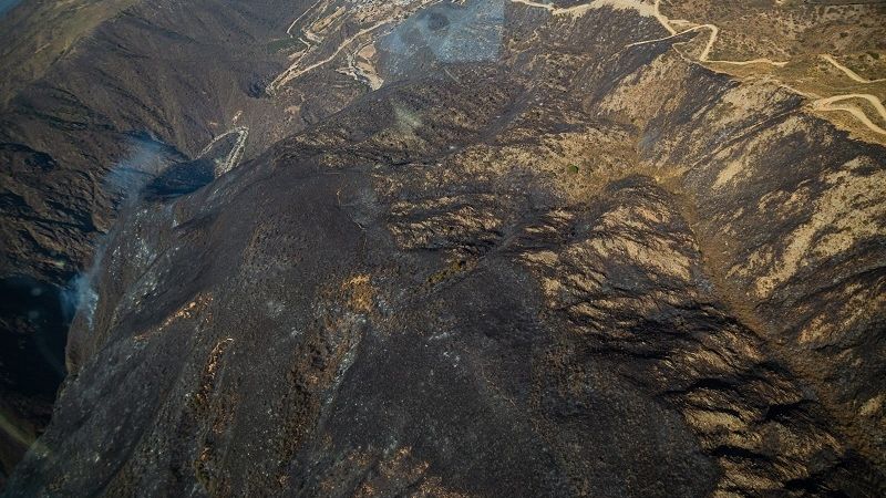 Continúan las tareas en el incendio de Las Juntas