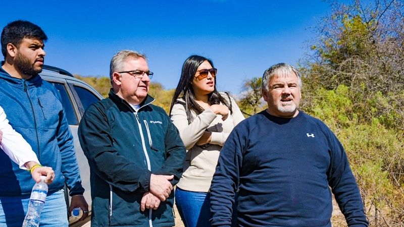 Continúan las tareas en el incendio de Las Juntas