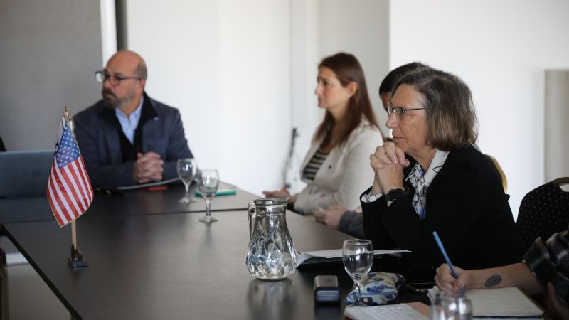 Reconocida investigadora estadounidense visitó el INIDEP