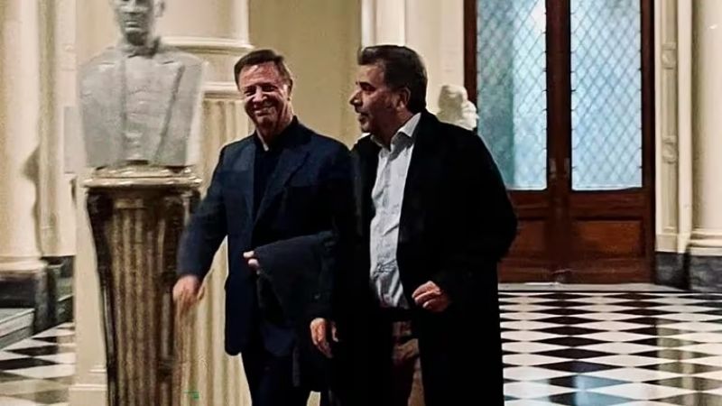 Milei juntó a los diputados y senadores “amigos”