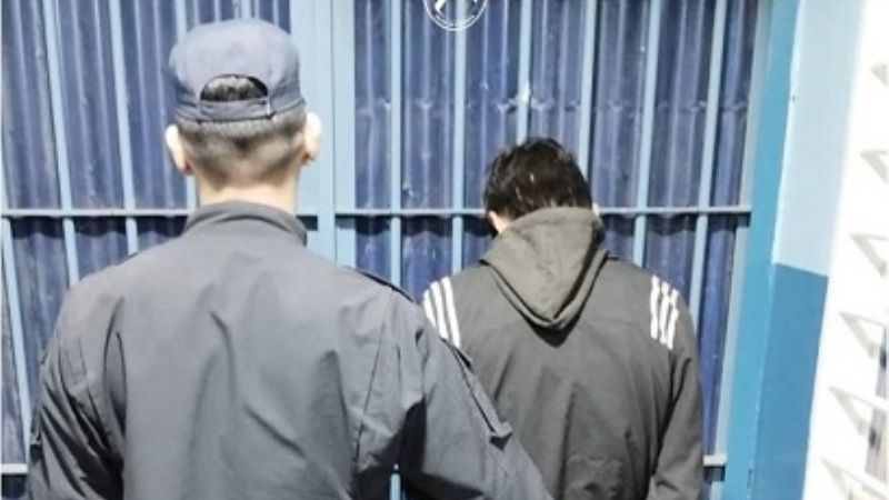 Detienen a dos ladrones violentos