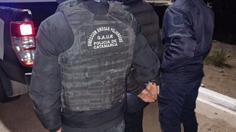 Secuestran casi 2,5 kilos de marihuana