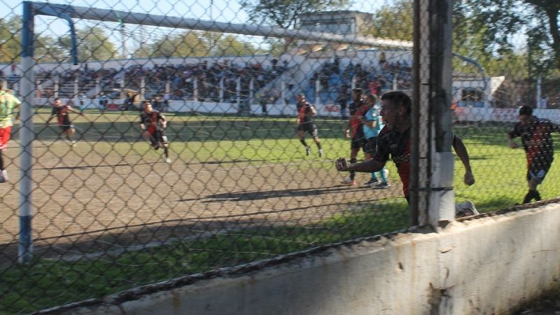 Villa Dolores campeón chacarero y va al Regional