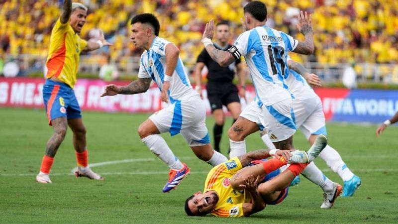 Audios del VAR en el polémico penal de Colombia