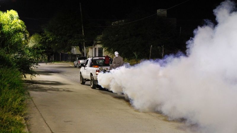 Campaña de prevención del Dengue en Plaza Hipólito Yrigoyen