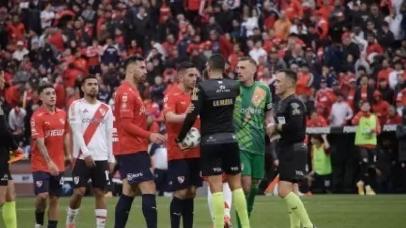 Solo los capitanes podrán hablar con el árbitro