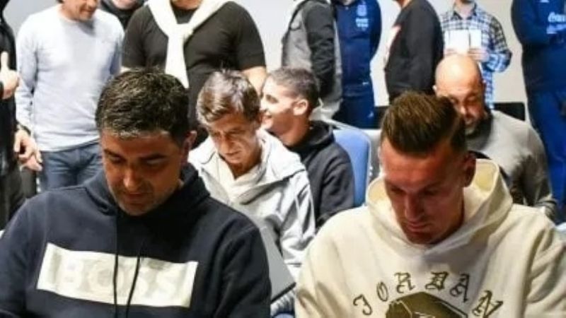 Solo los capitanes podrán hablar con el árbitro