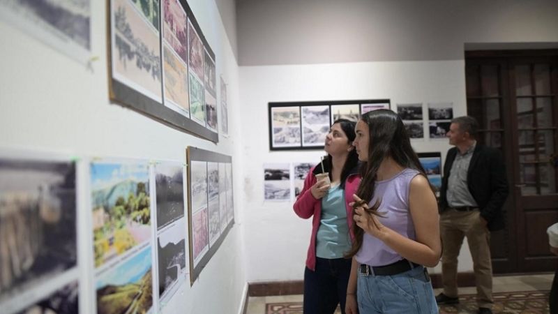 Inauguró “Orígenes”, muestra de fotos y postales antiguas de Catamarca