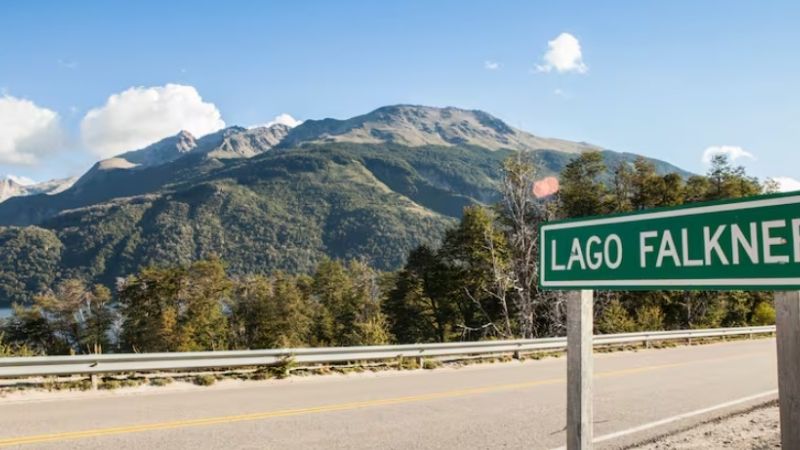 Vecino encontró un cuerpo flotando en el lago Falkner en la ruta de los Siete Lagos