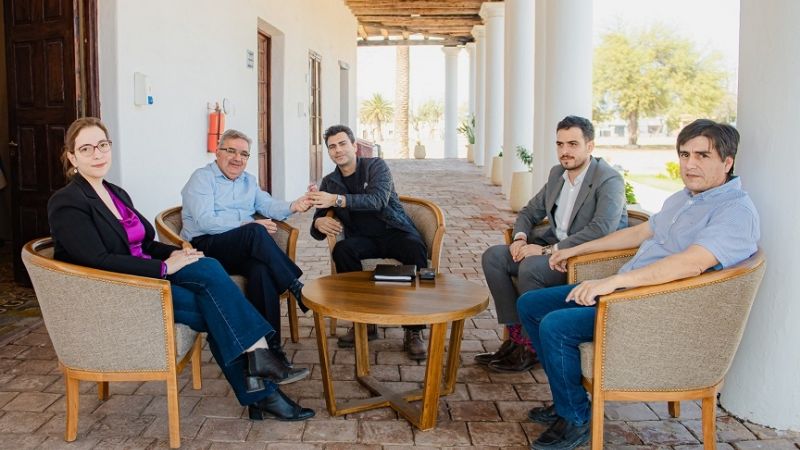 Empresa de la India interesada en invertir en Catamarca