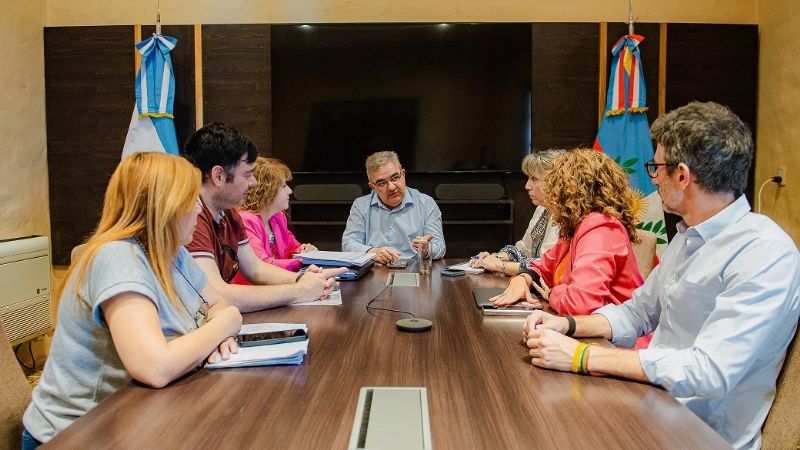 El Gobierno y gremios docentes fijaron un nuevo mínimo salarial