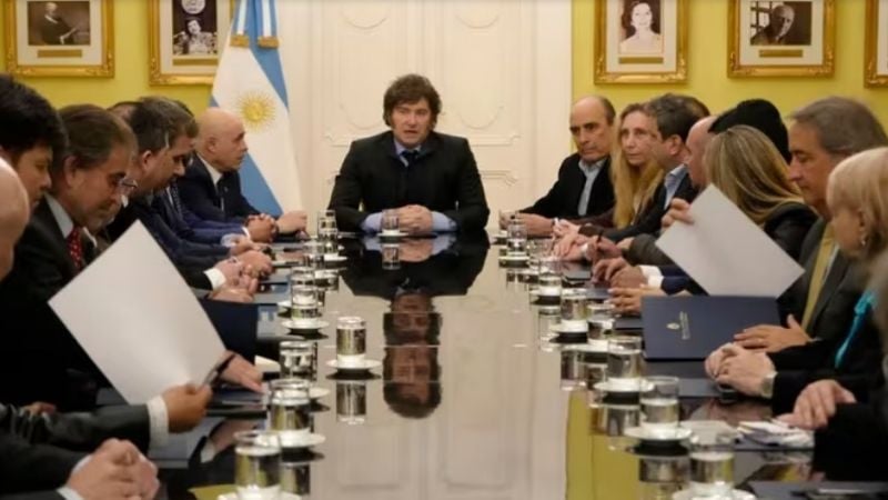 Jubilaciones: el Gobierno publicó el veto total a la ley de movilidad