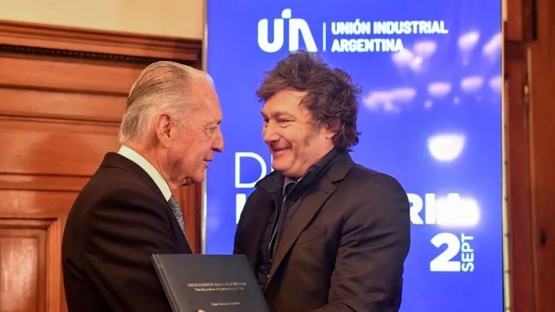 Milei subió al ring de la UIA y recalentó la interna industrial