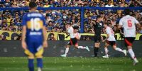 LANZINI se va festejando su gol, que sería el triunfo de River sobre Boca, 1 a 0, en 