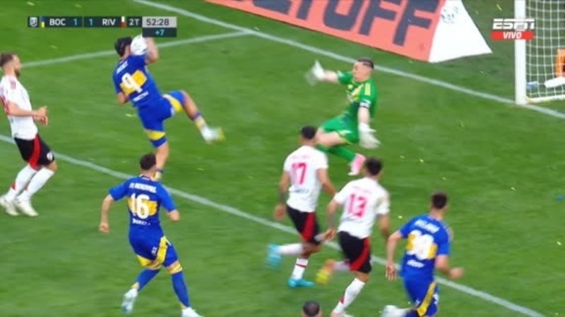 Gol con la mano, no vale: River 1-Boca 0