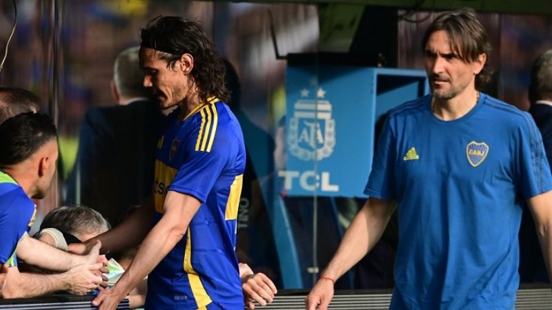 Cavani le reprochó a Martínez por el cambio