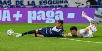 LA AVIVADA de Braian Romero, que aprovechó un error defensivo de Estudiantes, para marcar el primer tanto velezano. Sobre el final, en parecidas circunstancias marcó el segundo. El fútbol es para los 