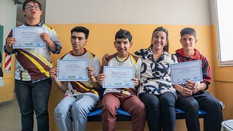 Alumnos de la Esc. N 7 participan de los Juegos Evita