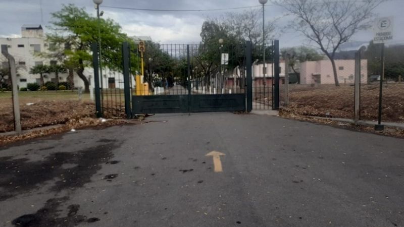 Gran adhesión al primer día de paro universitario