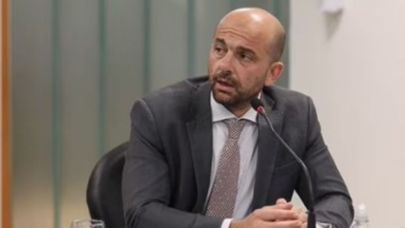 Polémica por la desaparicion de una valija de la familia Mogetta